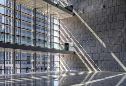 建筑幕墻錨固 直擊幕墻使用化學錨栓or機械錨栓？