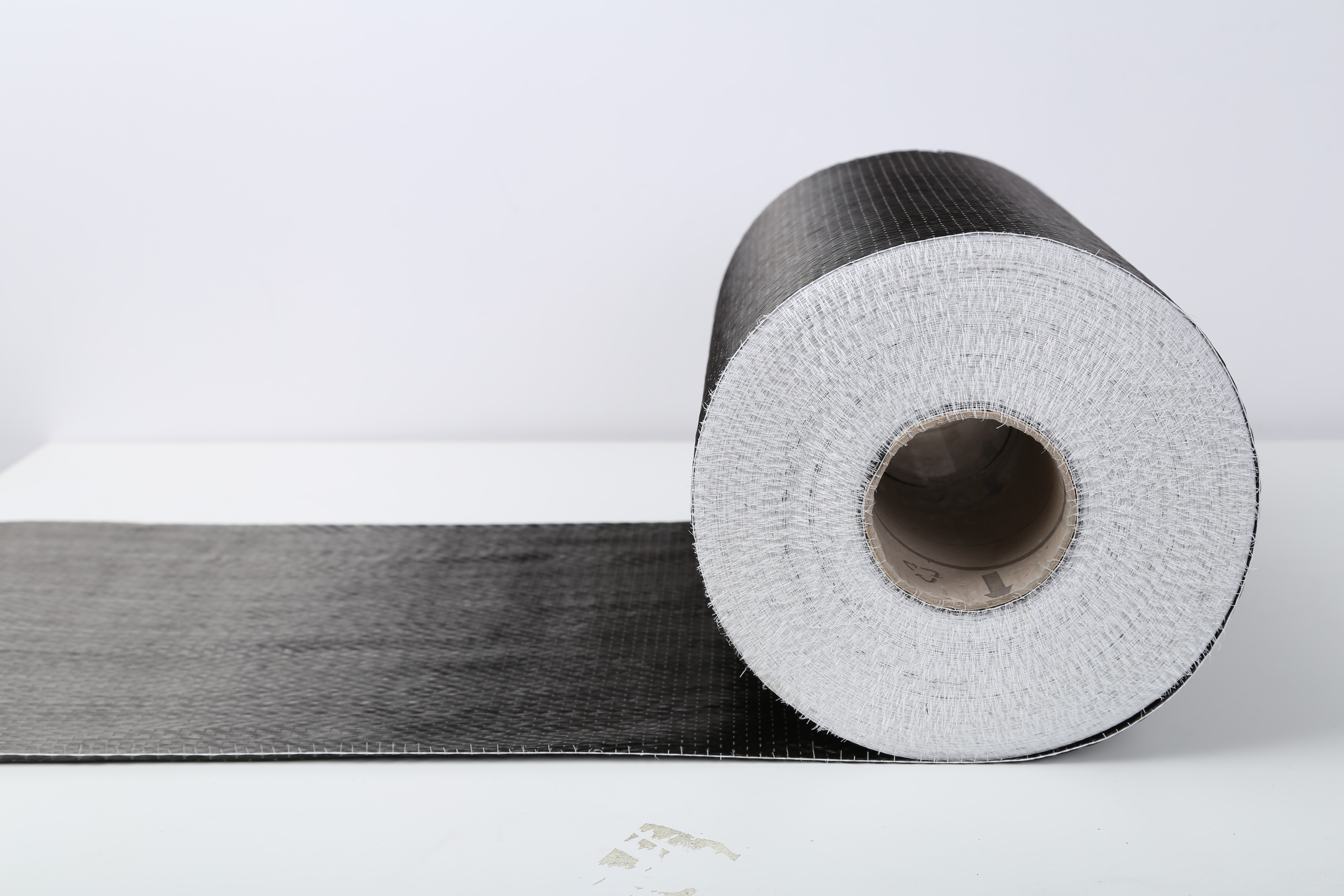 碳纖維加固知識(shí)：碳纖維加固每平方價(jià)格是多少？