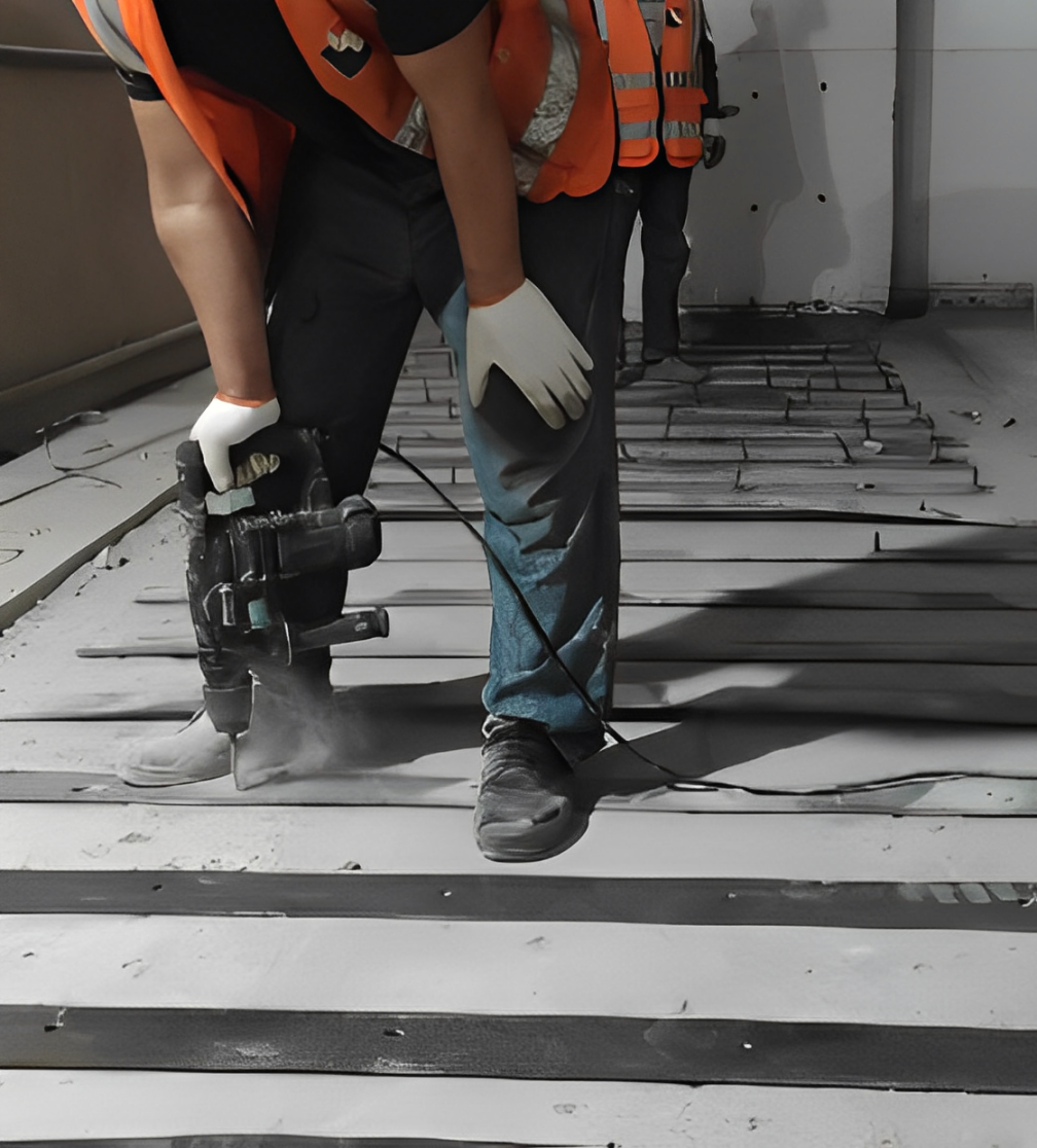 粘鋼膠加固：鉆孔產(chǎn)生的孔洞是否影響結(jié)構(gòu)安全？